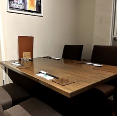 2Fのテーブル席