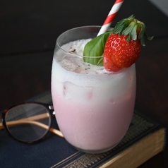 いちごのカプレーゼラテ