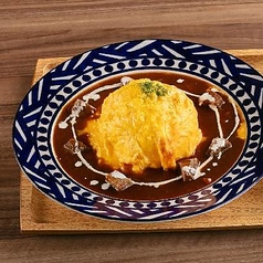 ビーフシチューオムライス