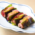 料理メニュー写真&nbsp;マグロのたくあん海苔巻き