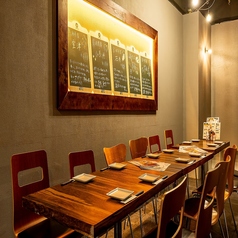 【団体席】団体仕様の10名席は繋げて最大20名に！