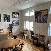 居心地◎ゆったりと配置されたソファー席あります★