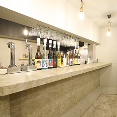 Stand YaoyaBal スタンドヤオヤバル 西巣鴨の雰囲気3