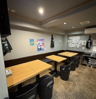 店内テーブル席