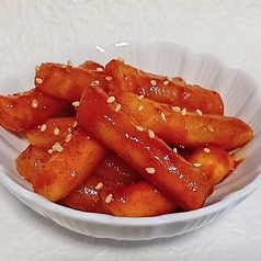 当店人気の一品！本場韓国のトッポギ！の写真