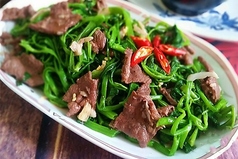 牛肉と空心菜炒め