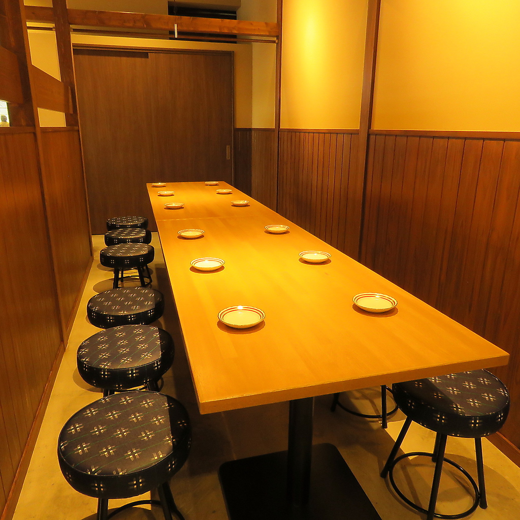 半個室もご用意。12名様までなら一つのテーブルでご利用できます！