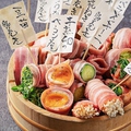 料理メニュー写真 野菜肉巻串とまかんもん4種盛り合わせ