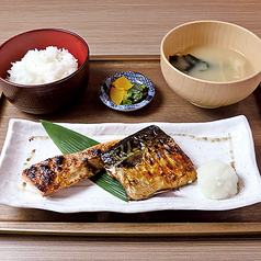 とろさばとサーモンハラス定食