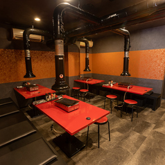 4名掛けテーブルは宴会でのご利用にぴったりのお席となっております。