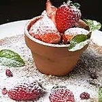 菜縁パフェは、味はもちろん見た目でも楽しんで頂ける！お食事の〆に是非お楽しみくださいませ♪