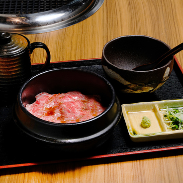 和牛焼肉 百名山 名駅西店のおすすめ料理1