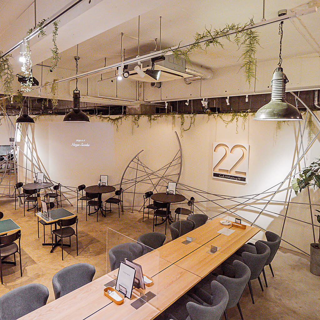 洗練されたカフェ×ウェディングの新スタイルをお楽しみください♪平日20名様から貸切OK！