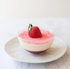 いちごムースケーキ