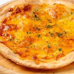 チーズ&宮古ハニーピザ