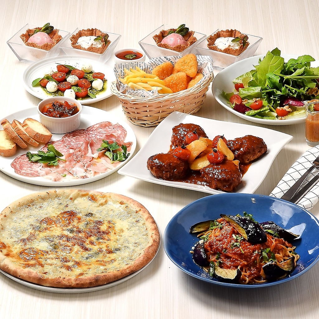 煮込みハンバーグと選べるパスタ、ピッツァなど全7品「ラパウザコース」！大満足の内容です♪