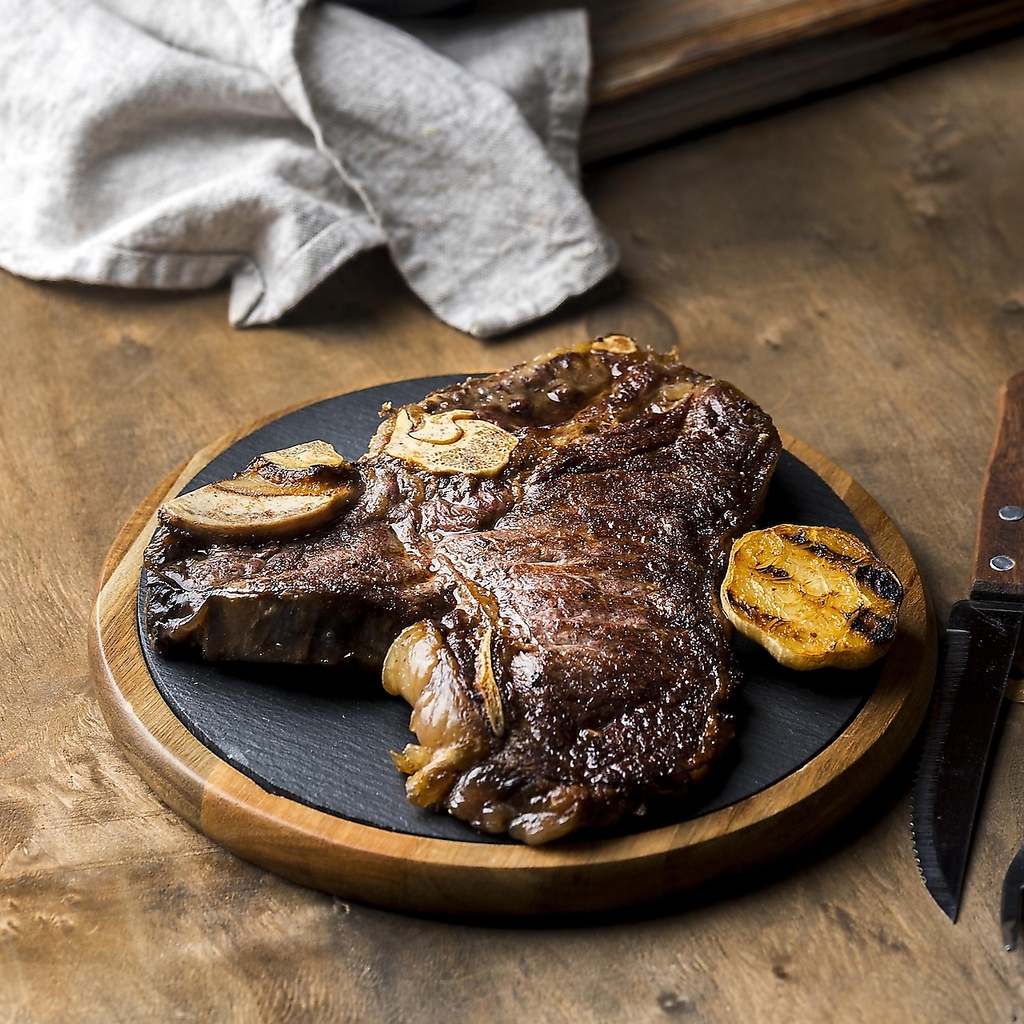 栄駅徒歩2分！おしゃれ空間で楽しむ肉×イタリアン×シュラスコ