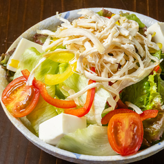 【おすすめ！】蒸し鶏と豆腐のゴマサラダ