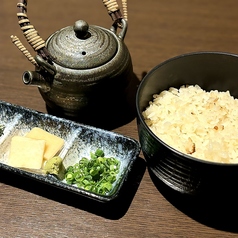 土鍋で炊いた鯛めし