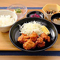 唐揚げ定食 / 豚ニラスタミナ炒め定食