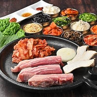 国産素材をふんだんに使用した本場韓国料理をご提供◎