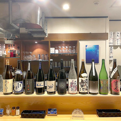 日本酒・焼酎・ウイスキーなども豊富です