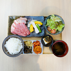 焼肉ホルモンらんたんのコース写真