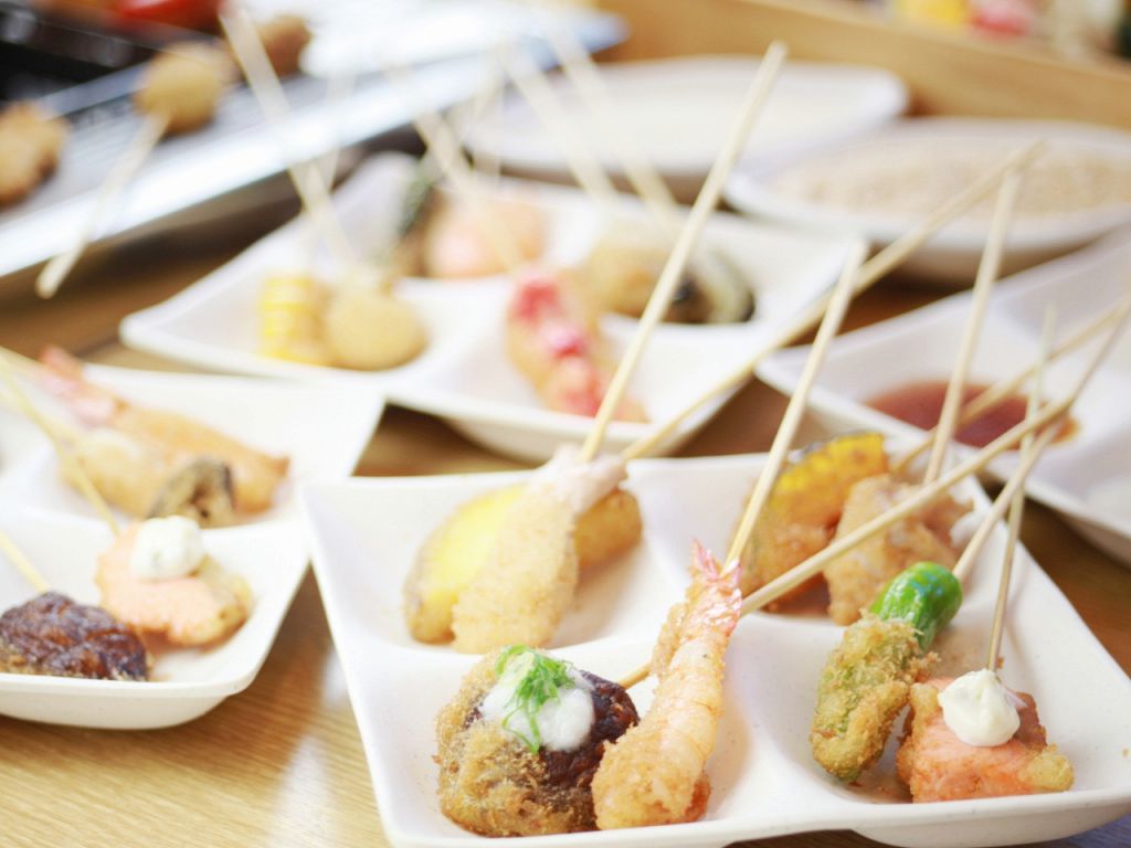 ≪美味い熱々食べ放題≫串揚げ食べ放題＋ソフトドリンク飲み放題♪