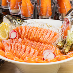 長野県が誇る信州サーモンをふんだんに使用の写真