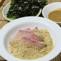胡麻カンパチ 山盛り擦り胡麻
