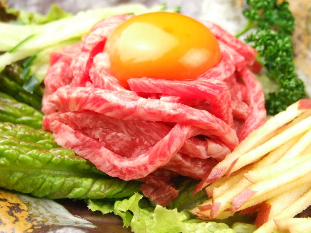 熊本県産馬肉ユッケは最高！新鮮だからこその逸品です。来店されたお客様がほぼ注文されます。