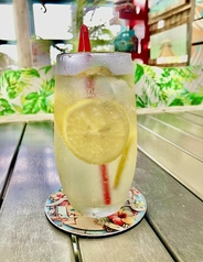 レモンたっぷりレモネード