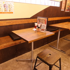 大分の郷土料理やしいたけメニューなど、こだわりの料理を気軽に楽しめる2名様用テーブル席です♪落ち着いた雰囲気の中で、美味しい料理とお酒を心ゆくまでご堪能ください。大切な方との語らいや、ちょっとしたお食事にもぴったりです◎