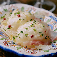 お酒に合う手作りの一品料理が豊富！