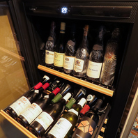 ソムリエが選ぶ世界のワインが料理の味を引き立てます◎