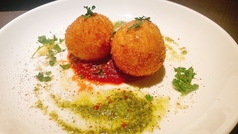 モッツアレラを包んだマッシュポテト