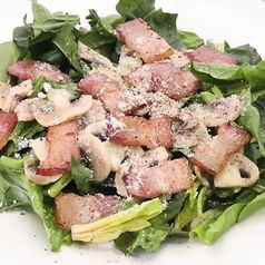 ほうれん草とベーコンのサラダ