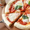 料理メニュー写真&nbsp;ピッツァマルゲリータ