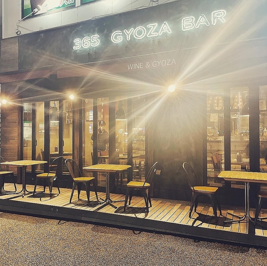 【テラス席完備】暖かい日には、お外の風が心地よいお席です☆たくさん食べて飲んで温まって下さい◎