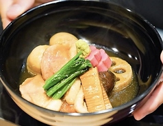 金沢郷土料理　鴨と生麩の治部煮