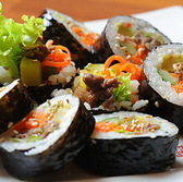 ご家族や小さなお子様連れのお客様も大歓迎です♪広々とした落ち着いた空間で、周りを気にせずゆったりとお食事をお楽しみいただけます。みんなで美味しい韓国料理を囲んで、楽しい思い出を作ってください!