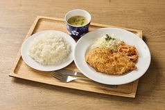 特製甘酢のチキン南蛮定食(半身)