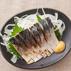 薬味と食べる炙り〆さば