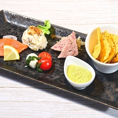 Whity Nomoka Plate 冷菜