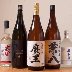 厳選した日本酒や焼酎など、様々なお酒をご準備しております。
