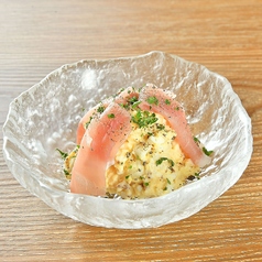 生ハムポテトサラダチーズかけ
