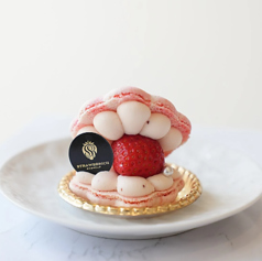 いちごマカロン