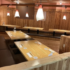 【テーブル席:4名×5席】