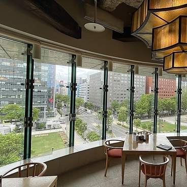 炙屋 大通ビッセ店の雰囲気1