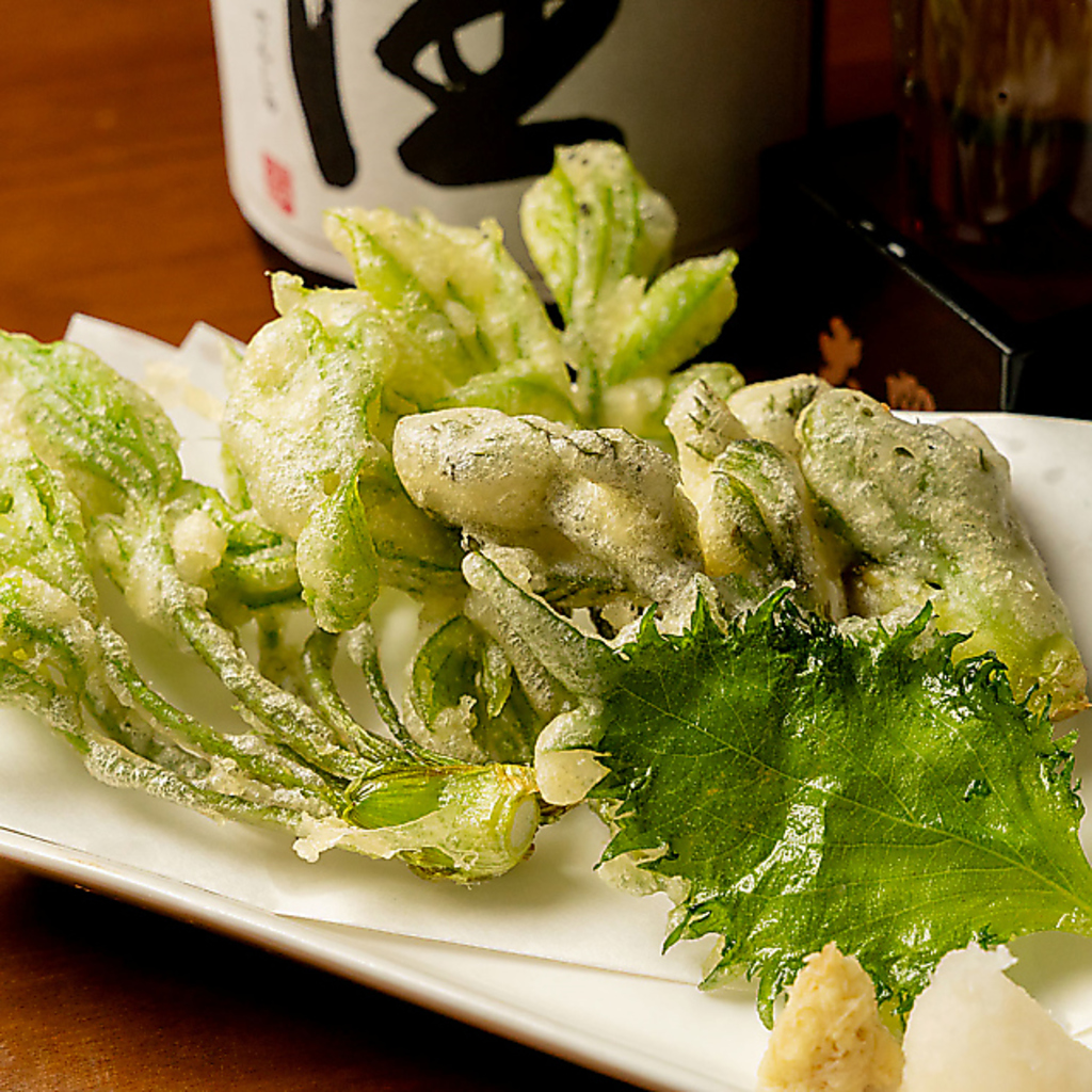 サクッと軽い口当たりの新鮮野菜の天ぷら